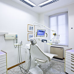 la storia dello studio dentistico